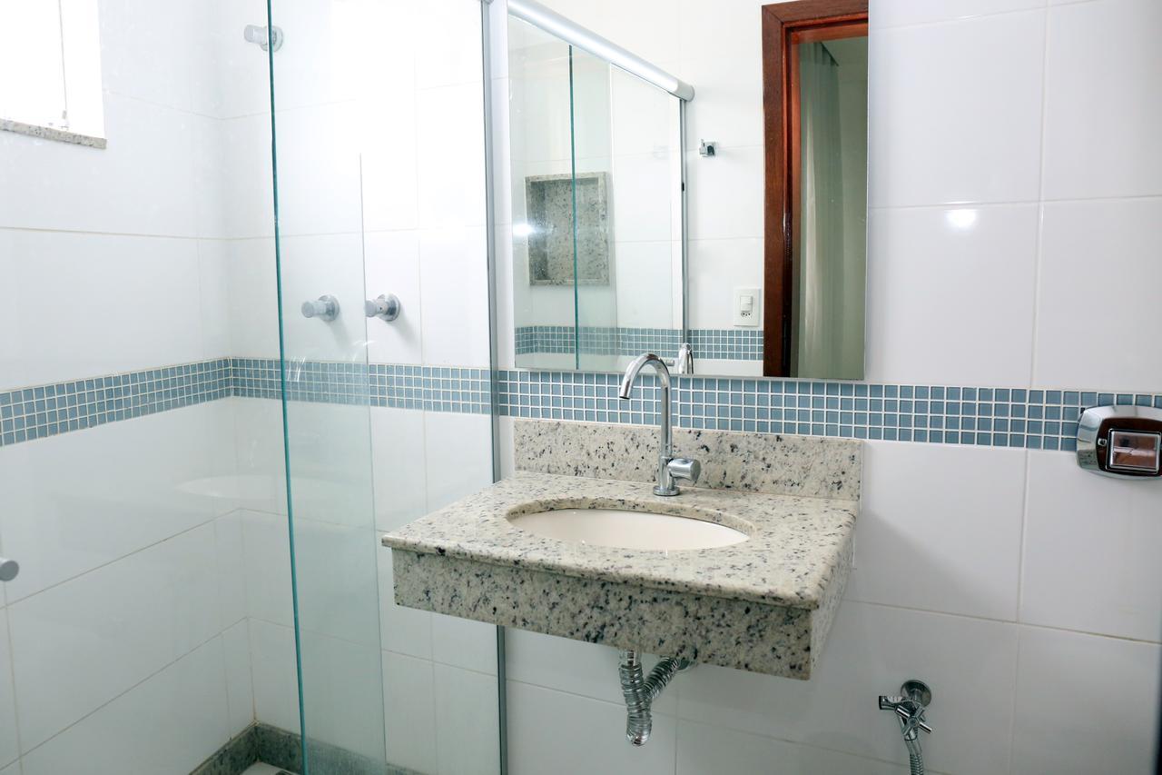 Licia Hotel Joao Pinheiro Екстериор снимка
