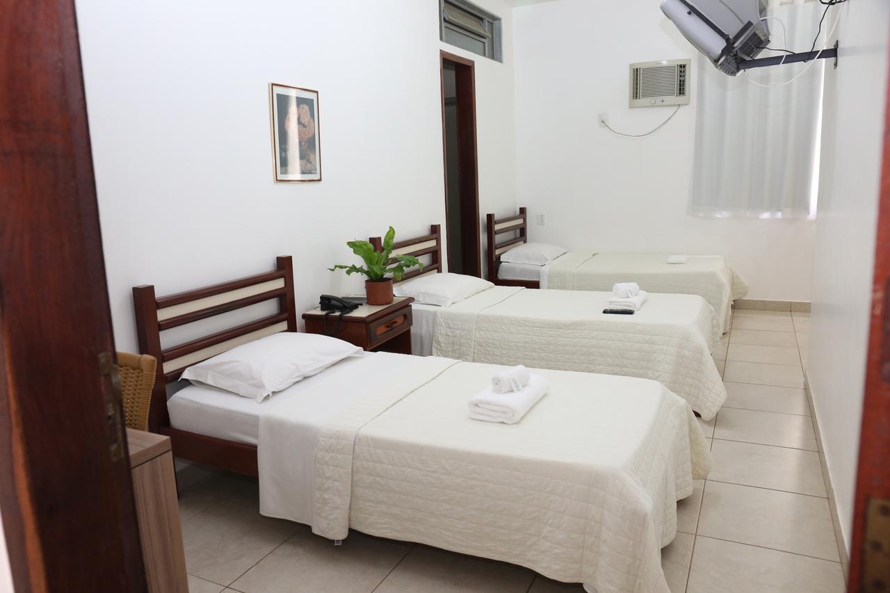 Licia Hotel Joao Pinheiro Екстериор снимка