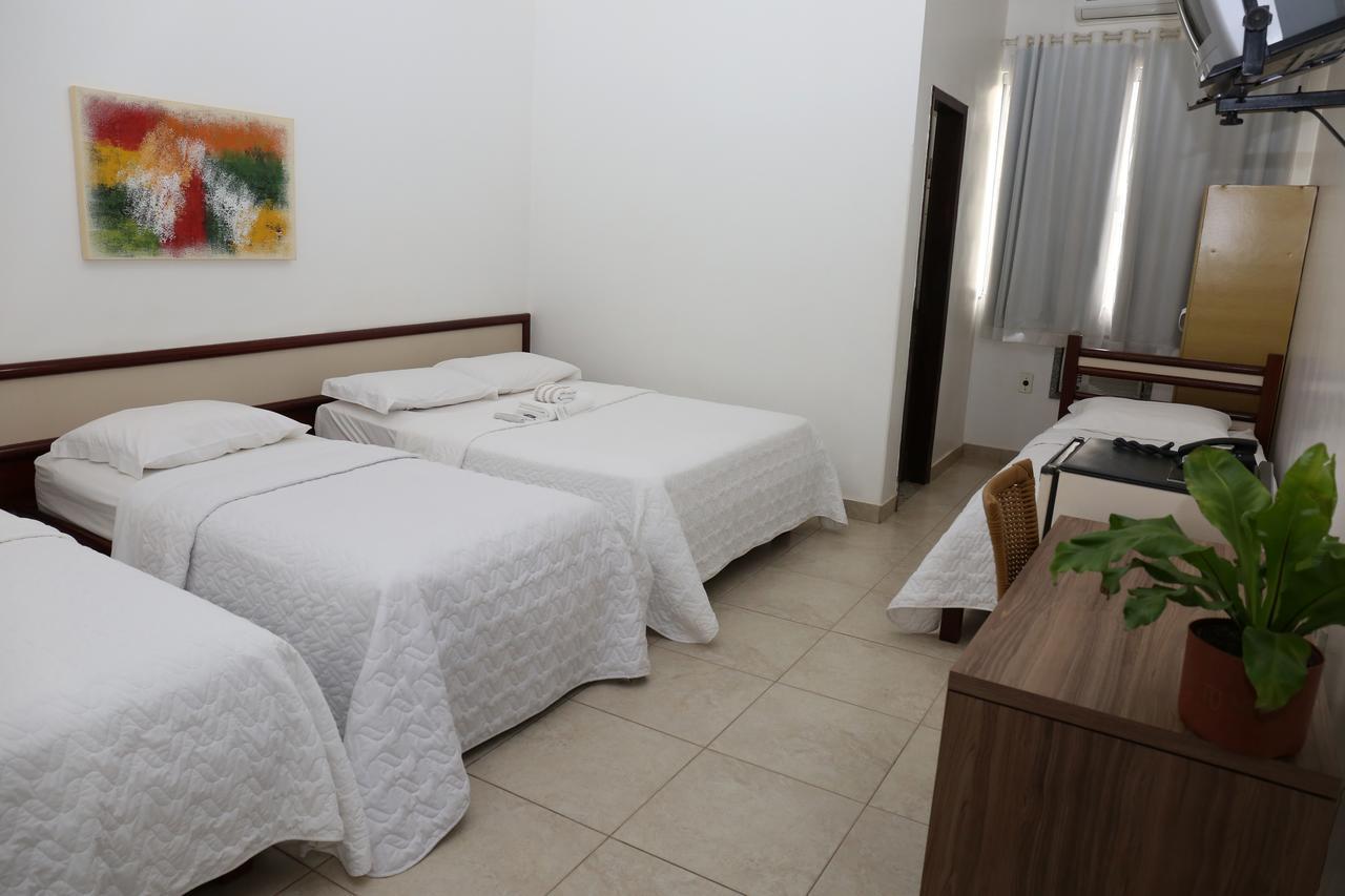 Licia Hotel Joao Pinheiro Екстериор снимка